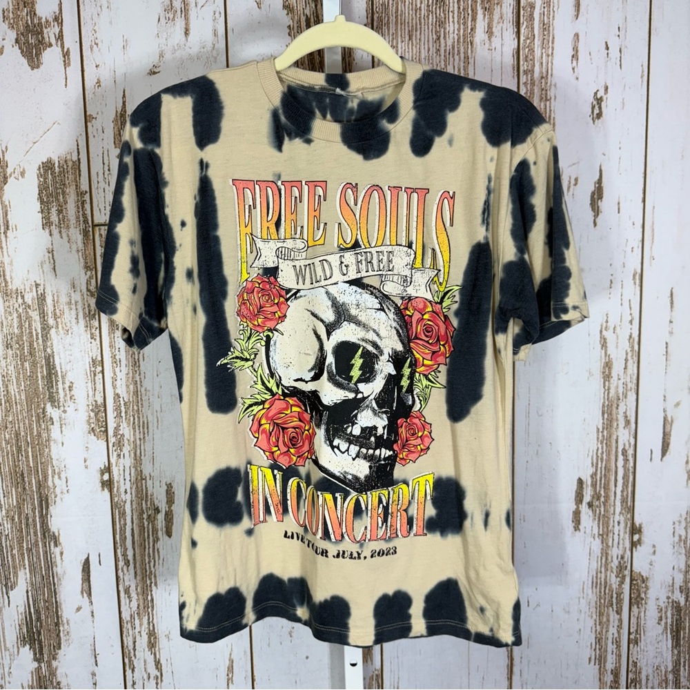 Free Souls Tie-Dye Graphic Tee. Size Small. In good used condition!